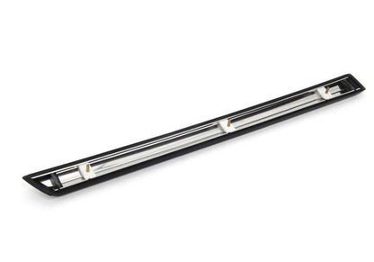 Moldura lateral trasera derecha OEM 51131839136 para BMW E24 630CS, 628CSi (todos los modelos desde 1976 hasta 1987). Original BMW.
