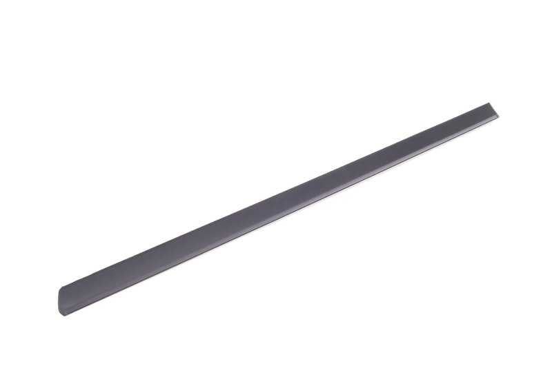 Moldura de puerta trasera izquierda OEM 51138208399 para BMW E38. Original BMW.