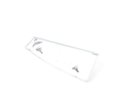 Embellecedor trasero izquierdo OEM 63211355215 para BMW E30. Pieza original BMW.