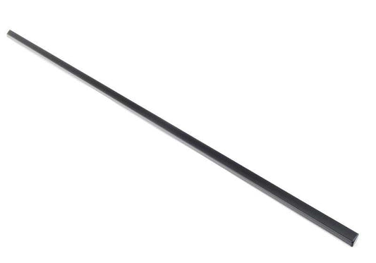Right cover OEM 51211932386 for BMW E30. Original BMW.