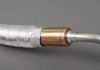 Tubo de presión dirección asistida OEM 32412228867 para BMW E39. Original BMW.