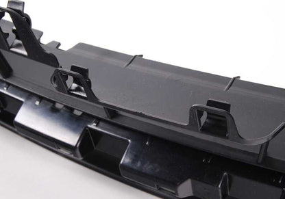 Toma de aire central OEM 51117263478 para BMW F30 y F31 (316d, 316i) con motores N47, B47 y N13. Compatible con versiones manuales y automáticas. Original BMW.