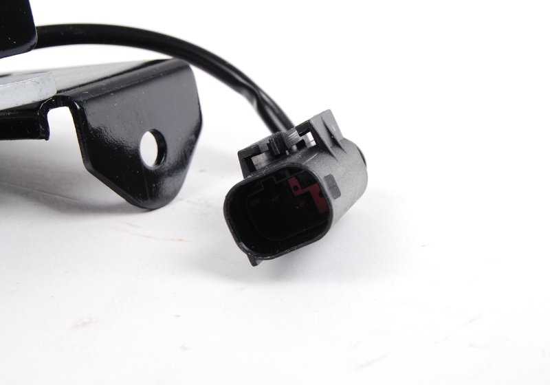 Verrouiller gauche à gauche OEM 51237242548 pour BMW F20, F21, F22, F23, F87, F30, F31, F34, F80, F32, F33, F36, F82, F83. BMW d'origine.