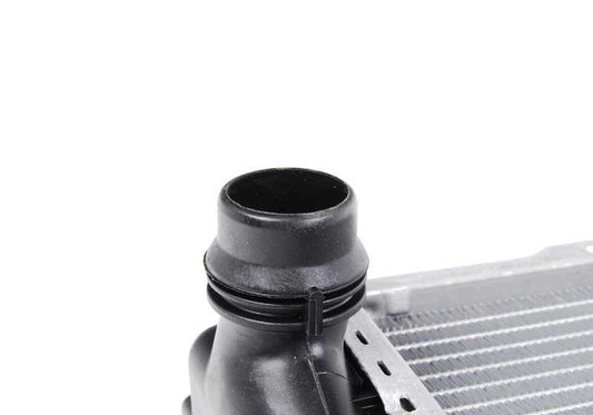 Radiatore del refrigerante OEM 17111436060 per BMW E39 ed E38. BMW originale.
