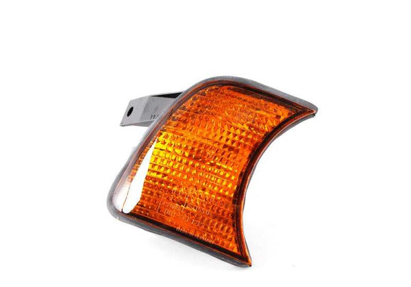 Luz intermitente derecha para BMW E34 (OEM 63131384034). Original BMW