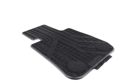 Alfombrillas delanteras todo clima OEM 51472311024 para BMW 3' E90, E91, E92, E93... y más. Original BMW.