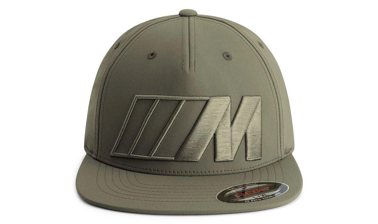 Gorra original BMW M verde con logo M bordado OEM 80165B5F617 para BMW {todos los modelos}. Accesorio oficial de la colección Lifestyle. Talla L/XL con ajuste elástico. Original BMW.