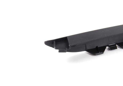 Cubierta inferior paragolpes delantero OEM 51711970245 para BMW E31. Original BMW.