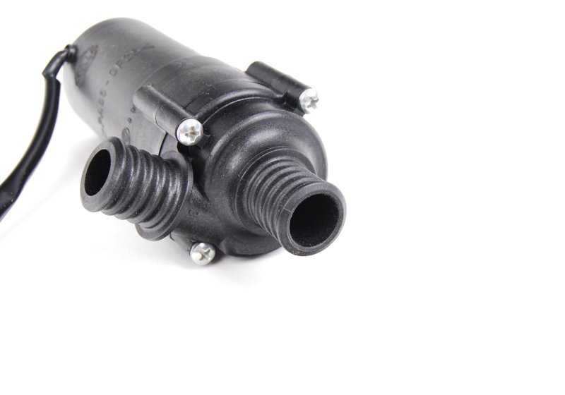 Bomba auxiliar de agua OEM 64118390063 para BMW E30, E36, E34, E32, E31, Z3. Original BMW.