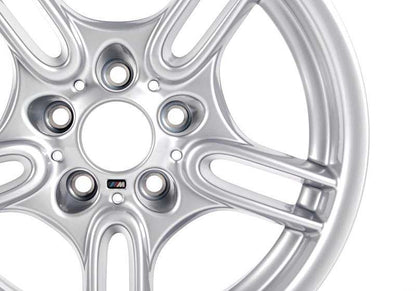 Llanta de aleación Classic M Parallelspeiche 66 para BMW Serie 5 E39 (OEM 36112228995). Original BMW
