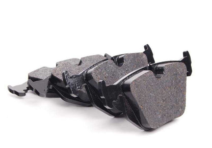Kit de reparación para pastillas de freno sin amianto OEM 34216761250 para BMW Serie 7 {E38: 740i GF51, GF61, GF62, GF63, GF71, GF81, GF82, GF83, GG81, GG82}. Original BMW.
