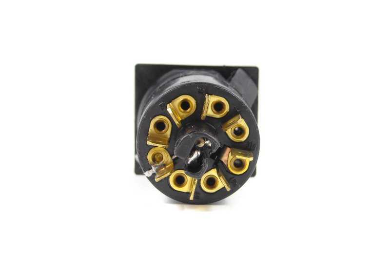 Interruptor de luces de emergencia OEM 61311364525 para BMW E21, E23. Original BMW.
