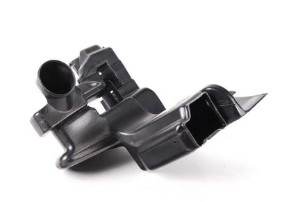 Conducto de admisión de aire izquierdo OEM 51718108397 para BMW E31. Original BMW.