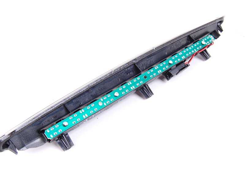 Tercera luz de freno para MINI R50. Original BMW