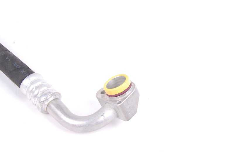 Tubo de succión vaporizador a compresor OEM 64509209717 para BMW E82, E88, E90, E91, E92, E93, E84. Original BMW