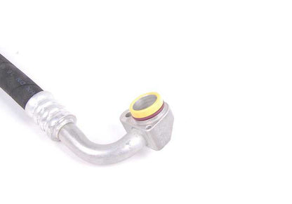 Tubo de succión vaporizador a compresor OEM 64509209717 para BMW E82, E88, E90, E91, E92, E93, E84. Original BMW