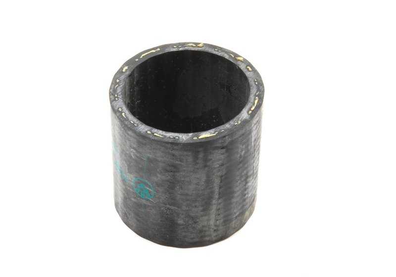 OEM cooling sleeve 11531312292 for BMW E34 m5. Compatible with models with S38 motor manufactured between 1988 and 1995. Original BMW.