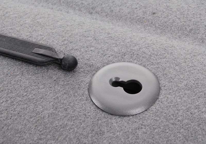 Alfombrilla maletero con correas OEM 51478159495 para BMW E39 520d, 520i (todas versiones compatibles). Original BMW.