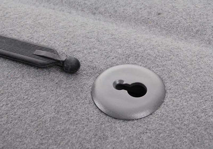 Alfombrilla maletero con correas OEM 51478159495 para BMW E39 520d, 520i (todas versiones compatibles). Original BMW.