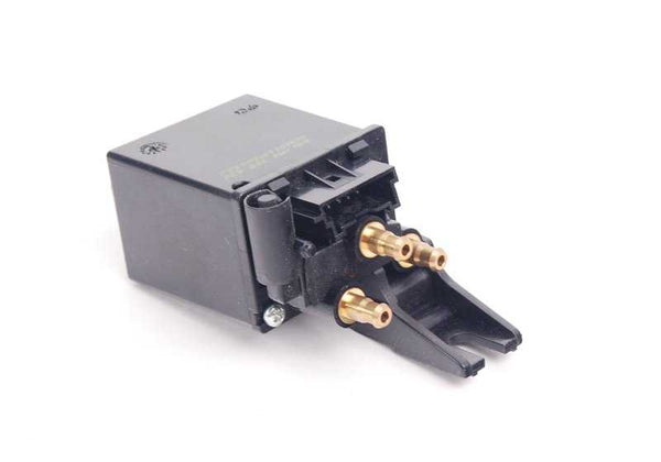 Unidad de válvulas OEM 67668385632 para BMW E39, E60, E60N, E61, E61N, E38, E65, E66, E70, E70N, E71, E72. Pieza original BMW para sistema de soporte lumbar en asiento delantero.