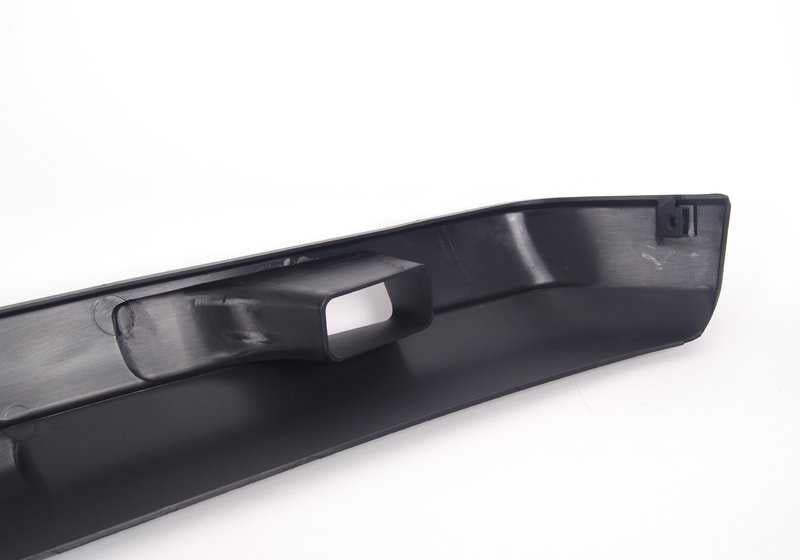 Parachoques delantero OEM 51711911983 para BMW E30 (316, 318i) modelos fabricados entre 1982 y 1988. Repuesto original BMW.