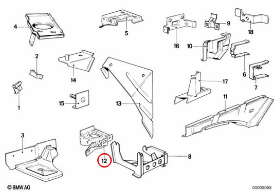 OEM 4114185909 Connecteur gauche pour BMW E23. BMW d'origine.