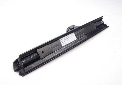 Cortinilla parasol puerta trasera izquierda OEM 51168225581 para BMW E38. Original BMW.