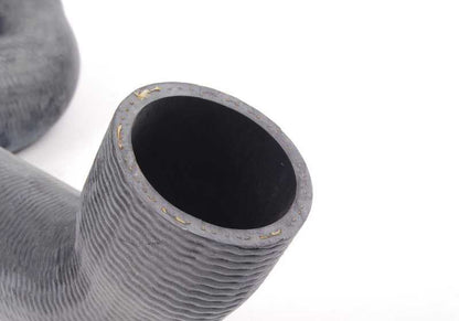 Manguera de refrigerante OEM 11531306832 para BMW E28, E24. Original BMW.