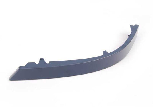 Embellecedor derecho para piloto trasero (imprimado) OEM 51127156772 para BMW E65, E66. Original BMW.