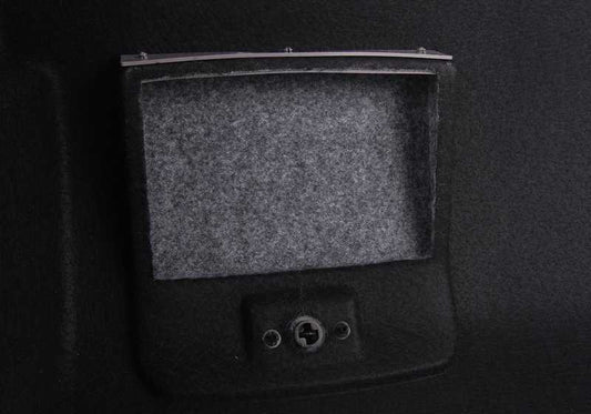 Pannello laterale sinistro OEM 51478266569 per BMW E46 {316CI, 318CI} tutti i modelli compatibili. BMW di rivestimento interno originale.