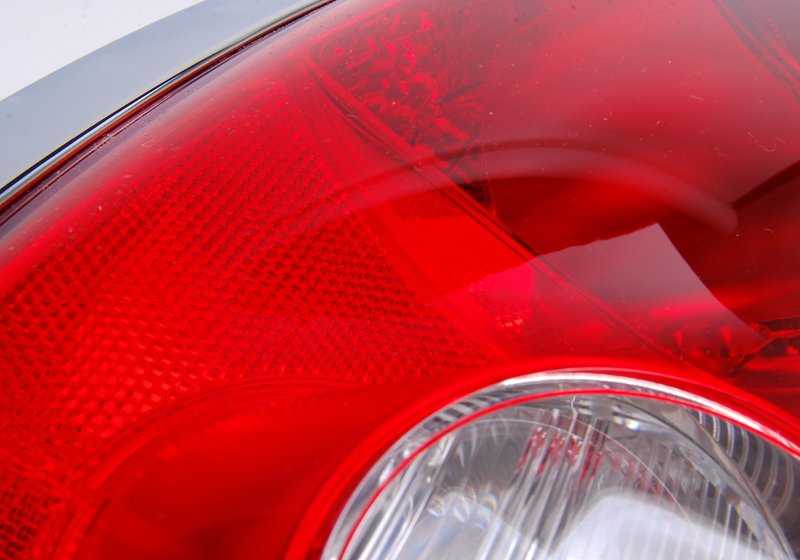 Piloto trasero izquierdo OEM 63219808151 para MINI R60 (Countryman). Luz trasera original MINI.