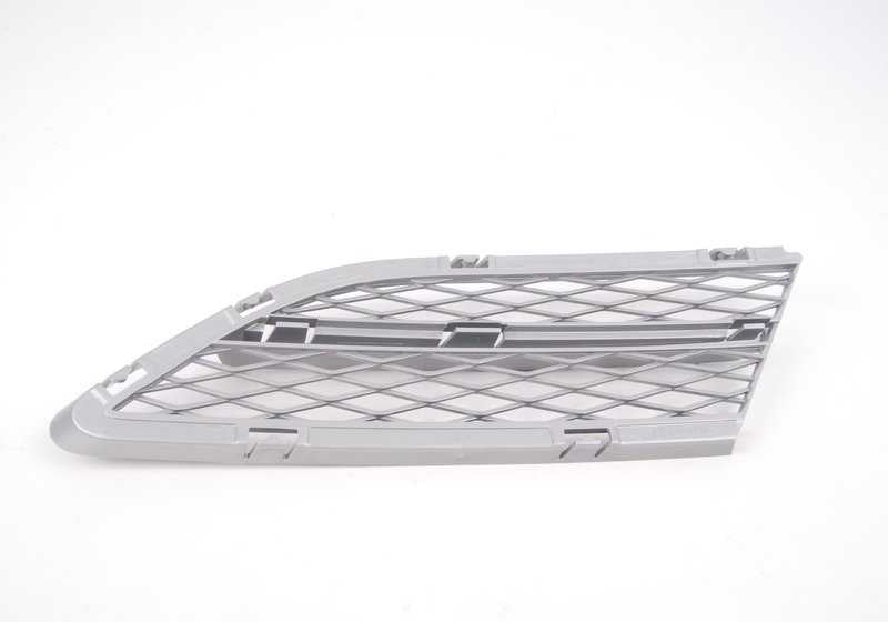 Rejilla delantera derecha (color aluminio mate) OEM 51117228954 para BMW Serie 3 E90 335d. Pieza original BMW.