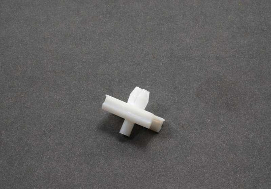 Clip de fixation OEM 51131946258 pour BMW E34. BMW d'origine.