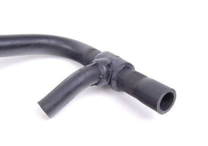 Manguito de admisión OEM 13411310699 para BMW E28, E24. Original BMW.
