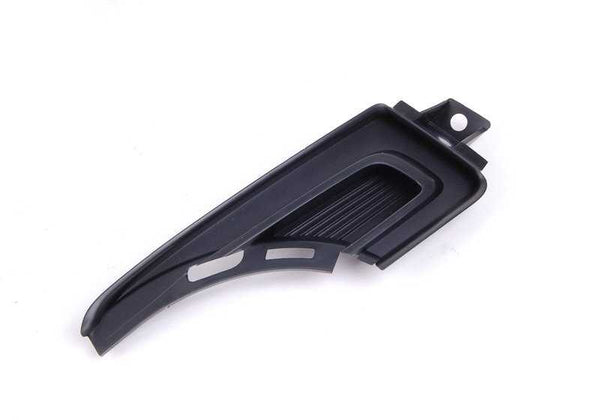 Rejilla delantera derecha OEM 51117188606 para MINI R55, R56, R57. Pieza original MINI. Compatible con versiones Cooper y Cooper S, tanto con cambio manual como automático.