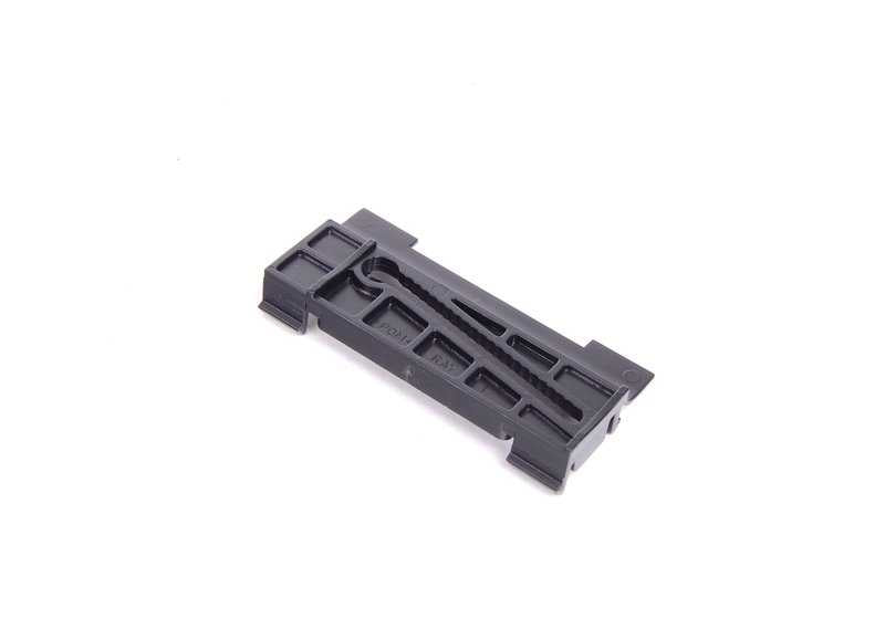 Clip de fijación OEM 51137070747 para BMW E61, F25, F26, E70, E71, E72. Original BMW.