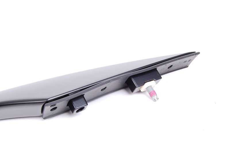 Baca de techo izquierda OEM 51137158529 para BMW X5 {E70, E70N}. Ideal para sustitución o instalación. Color negro. Original BMW.