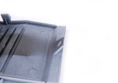 Pargolpe di copertura sinistra MECNIC OEM 51111934657 per BMW E28 518i, 520i. BMW originale.