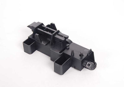 Central Lock OEM 51467068449 pour BMW Z4 E85, E86. Compatible avec tous les modèles: 2.0i, 2.2i, 2.5i avec un changement manuel et automatique. BMW d'origine.