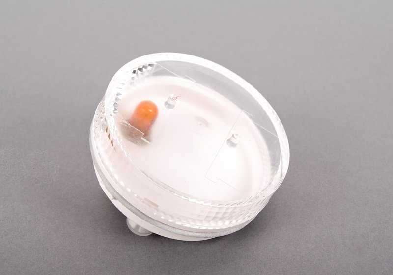 White lateral intermittent Oem 63137165734 for BMW Z4 E85, E86. Original BMW piece.