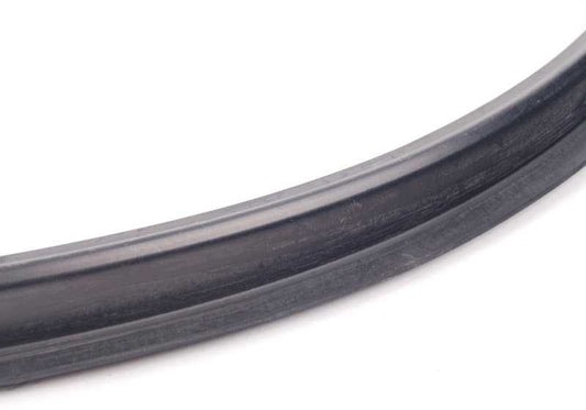 Junta de puerta trasera izquierda OEM 51228157877 para BMW E38 725tds, 728i, 730d, 730i. Original BMW.