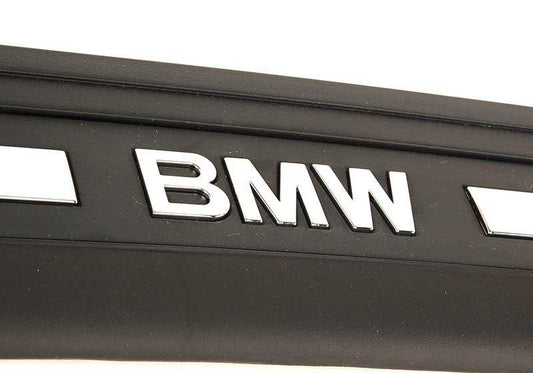 Moldagem de entrada frontal direita para BMW E39 (OEM 51478178120). BMW original.