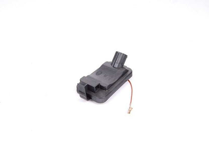 Tapa derecha de faro antiniebla OEM 63178352814 para BMW E38 728i, 730i. Compatible con modelos de 1993 a 2001. Pieza original BMW.