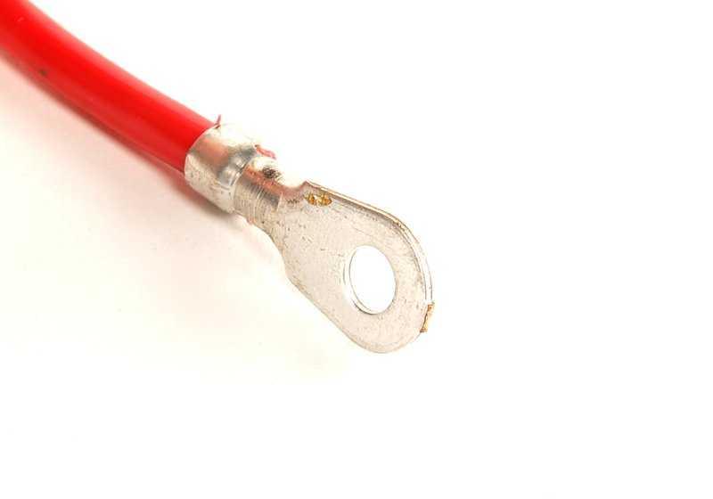 Positives Batteriekabel für BMW E90, E90N, E91, E91N, E92, E92N, E93, E93N Series 3 (OEM 61126938504). Original BMW.