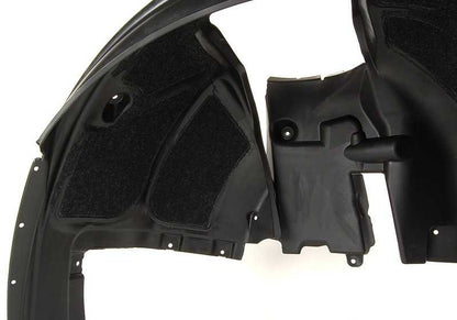 Cubierta del paso de rueda delantero derecho OEM 51717033750 para BMW E60, E61. Original BMW.