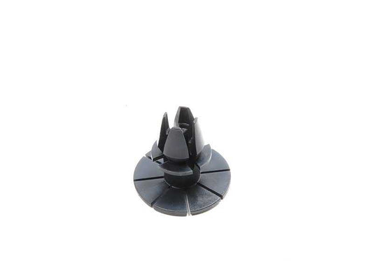 OEM distance clip 51717066226 for BMW E60, E60N, E61, E61N, E63, E63N, E64, E64N. Original BMW piece for lateral skirt moldings and wheel step.