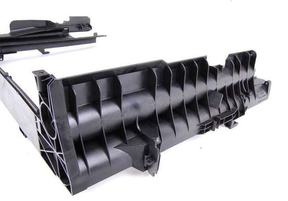 Soporte módulo radiador OEM 17112283094 para BMW E60, E61, E63, E64. Original BMW.