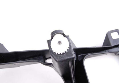 Soporte izquierdo de faro OEM 63121387865 para BMW E36. Original BMW.