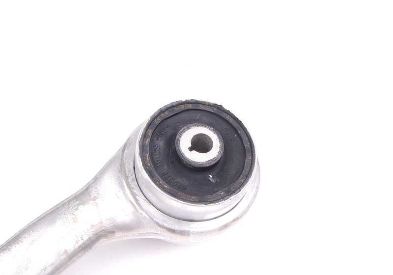 Vorderhängelarme mit dem linken Silentblock OEM 31126855741 für BMW F20, F21, F22, F23, F30, F31, F34, F32, F33, F36. Original BMW.