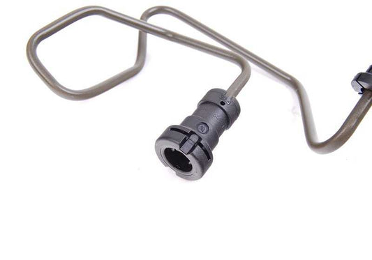 Tubo para BMW E81, E82, E87, E87N, E88, E90, E90N, E91, E91N, E92, E92N, E93, E93N, E84, E83, E83, E89 (OEM 21526765790). BMW original.